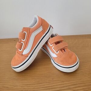 Vans Old Skool V Toddler Peach Orange Suede Sneakers Velcro Strap Low Top Size 6